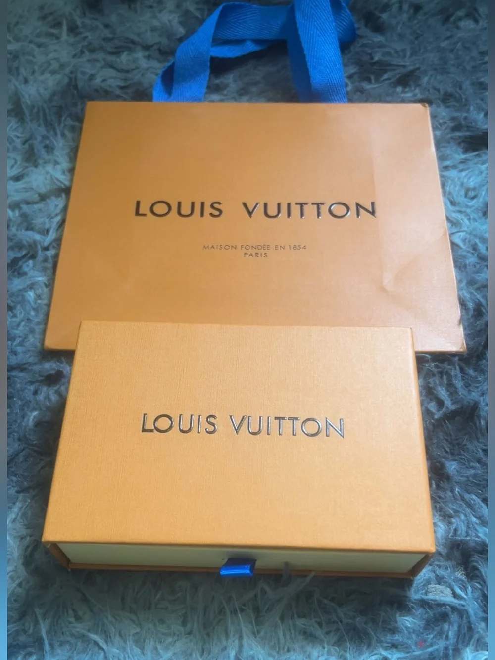 Louis Vuitton Orange Gift Box & Blue-Handled Bag Set